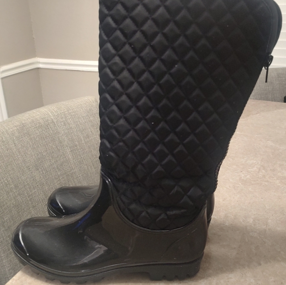 JustFab Rain boots